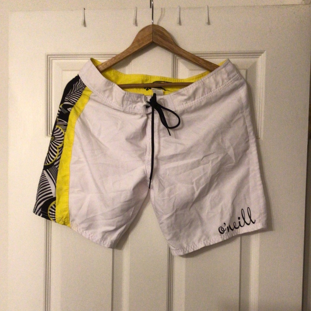 O’Neill shorts size 9